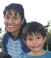 Gaby & Natan (her son/ su hijo)